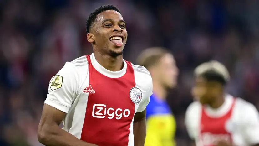 Ajax player is no longer a priority for Liverpool and Manchester United